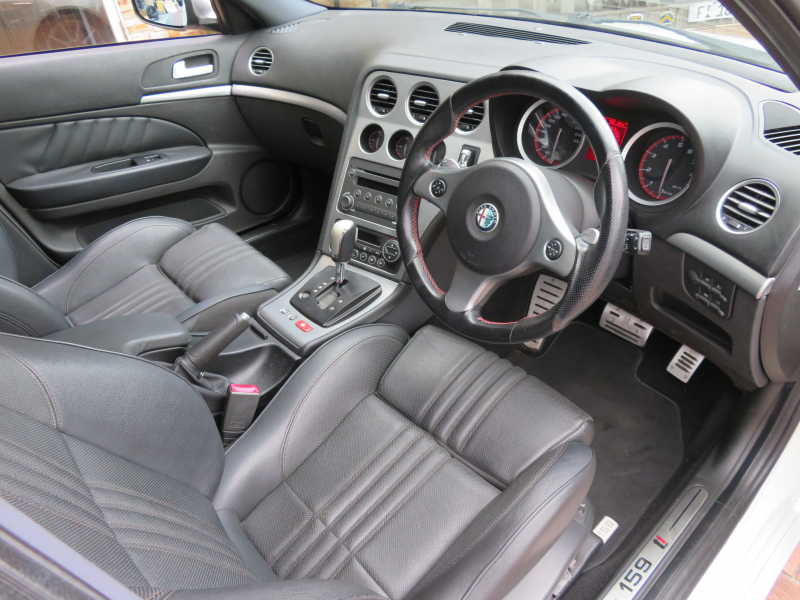 アルファロメオ 159 3.2Q4Qﾄﾛ　TI