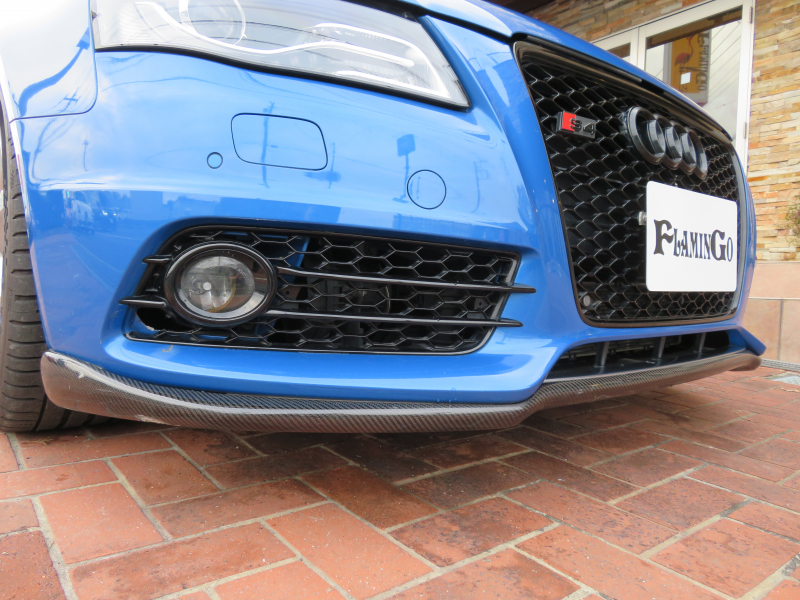 アウディ S4 3.0V6 4WD ｽｰﾊﾟｰﾁｬｰｼﾞｬｰ