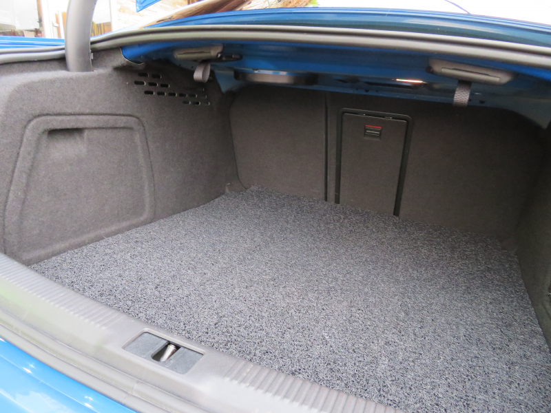 アウディ S4 3.0V6 4WD ｽｰﾊﾟｰﾁｬｰｼﾞｬｰ