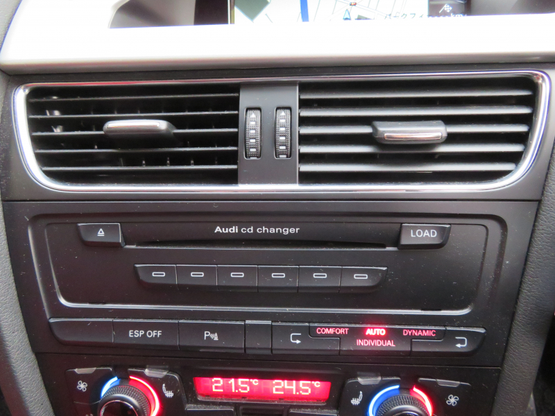 アウディ S4 3.0V6 4WD ｽｰﾊﾟｰﾁｬｰｼﾞｬｰ