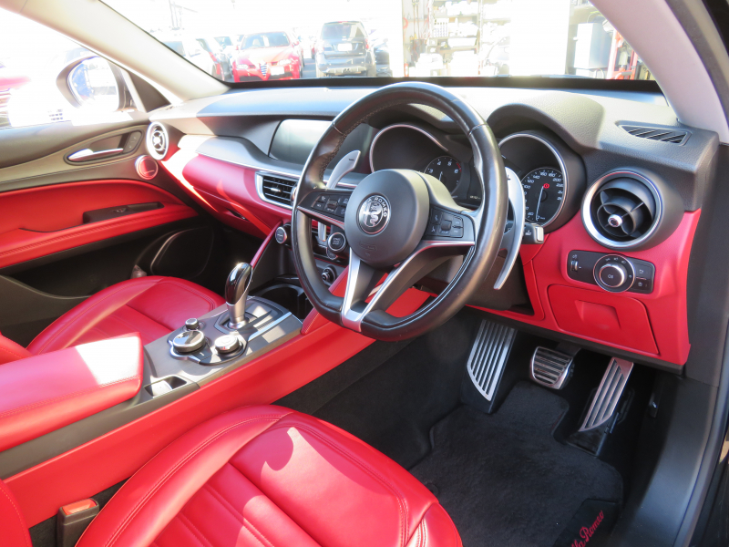 アルファロメオ&nbsp;ステルヴィオ&nbsp;ファーストエディション