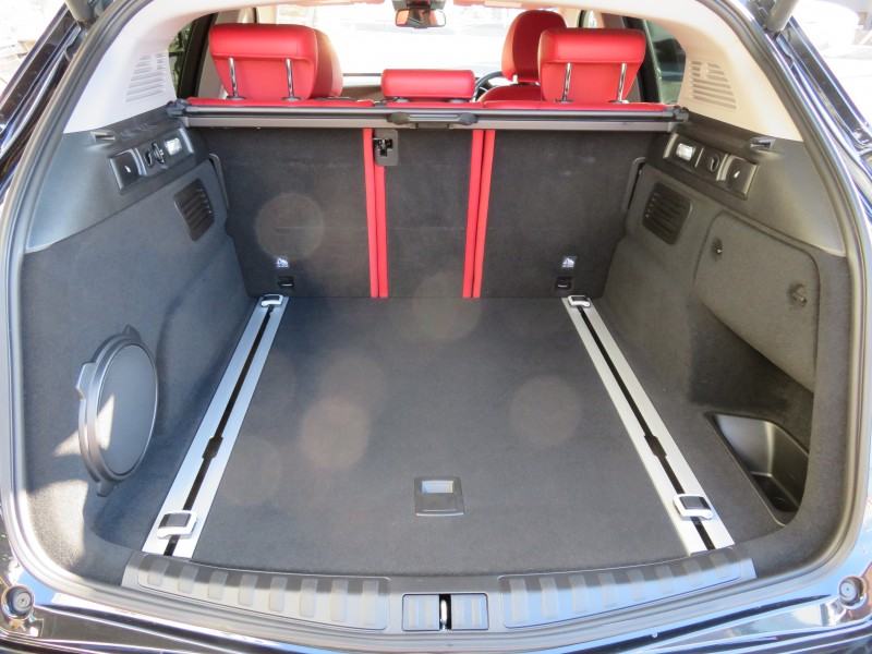 アルファロメオ&nbsp;ステルヴィオ&nbsp;ファーストエディション