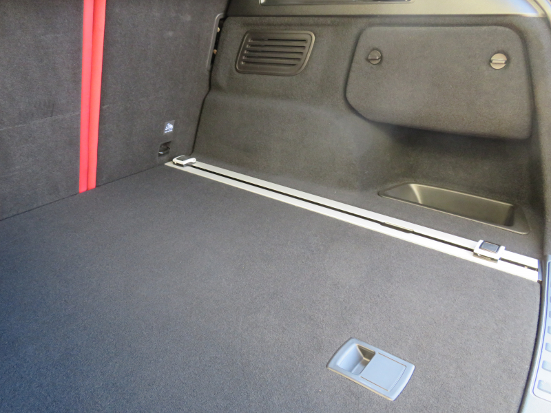 アルファロメオ&nbsp;ステルヴィオ&nbsp;ファーストエディション