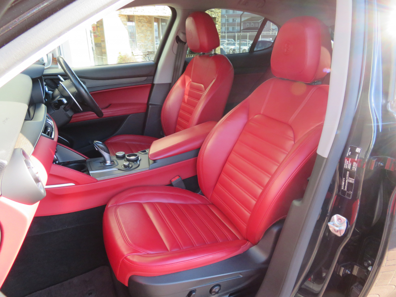 アルファロメオ&nbsp;ステルヴィオ&nbsp;ファーストエディション