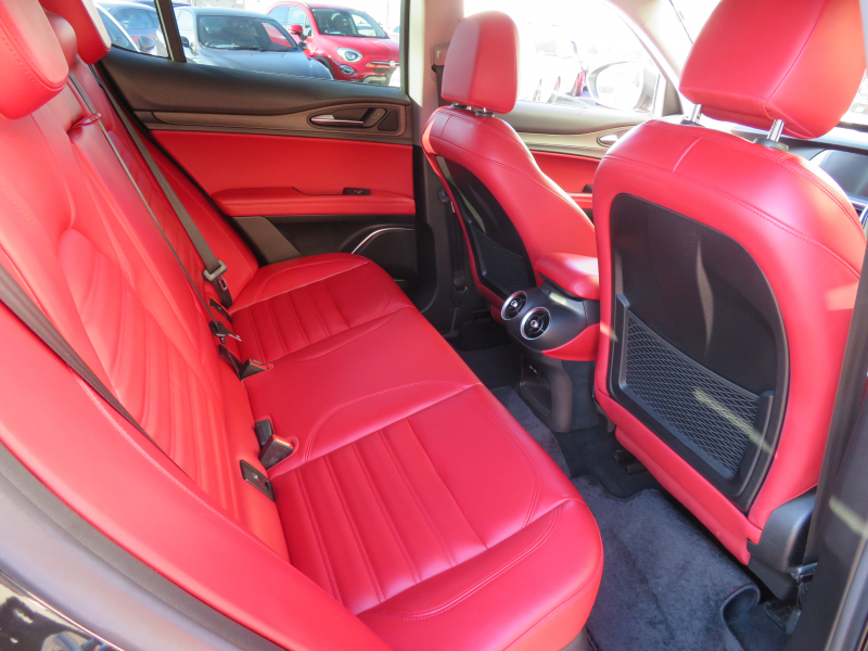 アルファロメオ&nbsp;ステルヴィオ&nbsp;ファーストエディション