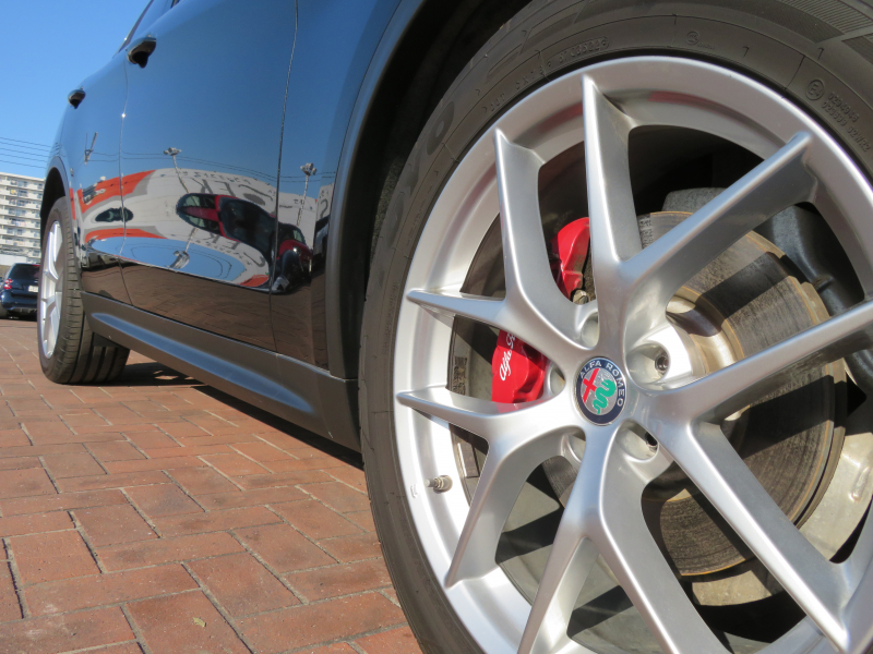 アルファロメオ&nbsp;ステルヴィオ&nbsp;ファーストエディション