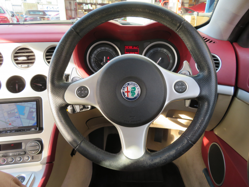 アルファロメオ&nbsp;Brera&nbsp;2.2セレスピード　スカイウインド