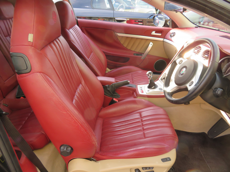 アルファロメオ&nbsp;Brera&nbsp;2.2セレスピード　スカイウインド