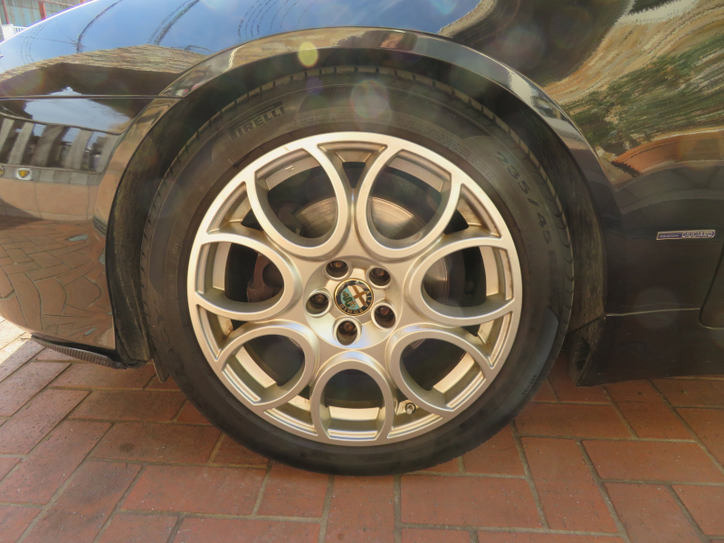 アルファロメオ&nbsp;Brera&nbsp;2.2セレスピード　スカイウインド