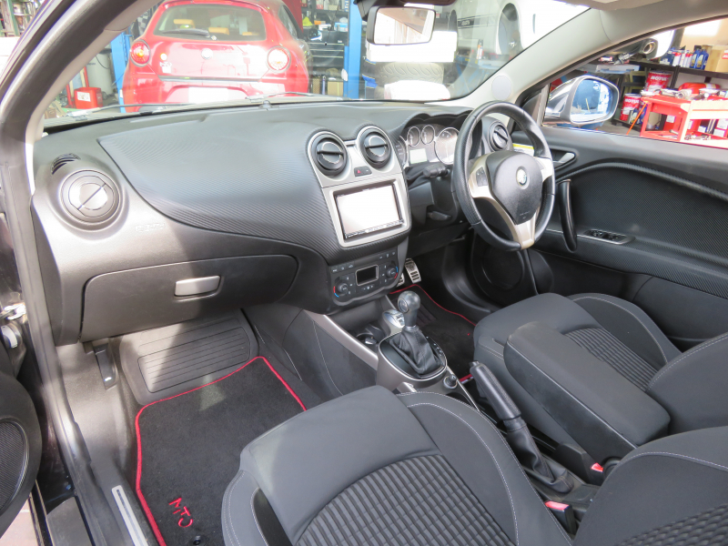 アルファロメオ&nbsp;MiTo&nbsp;コンペティツィオーネ