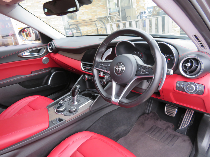 アルファロメオ&nbsp;ジュリア&nbsp;スーパー