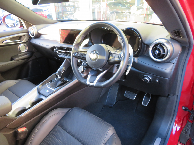 アルファロメオ&nbsp;新規車種&nbsp;エディツィオーネ　スペチアーレ　限定車