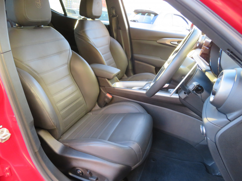 アルファロメオ&nbsp;新規車種&nbsp;エディツィオーネ　スペチアーレ　限定車