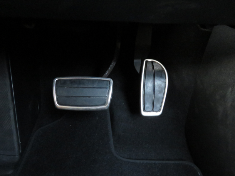 アルファロメオ&nbsp;新規車種&nbsp;エディツィオーネ　スペチアーレ　限定車