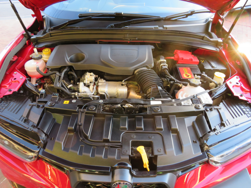 アルファロメオ&nbsp;新規車種&nbsp;エディツィオーネ　スペチアーレ　限定車