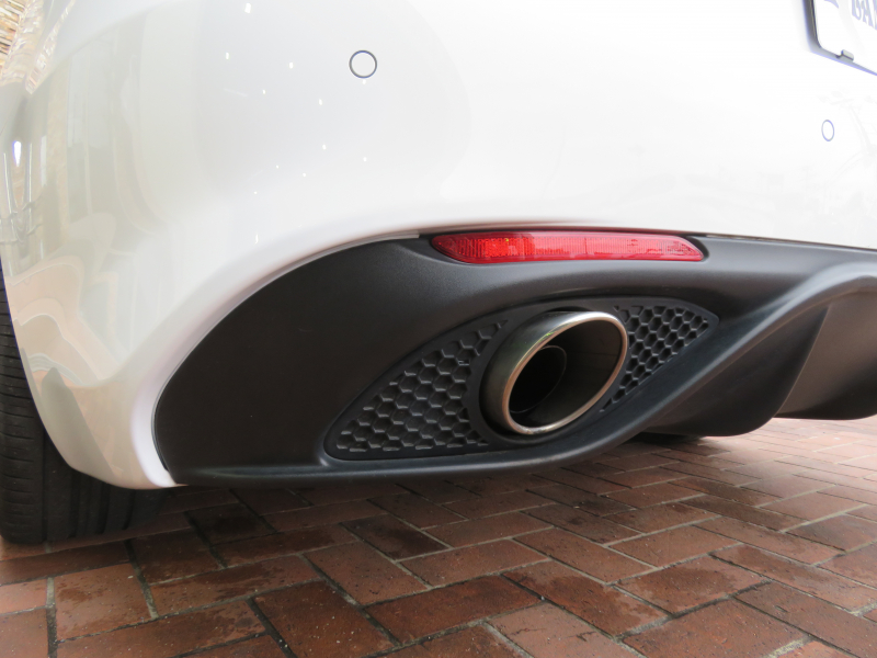 アルファロメオ&nbsp;ジュリア&nbsp;ヴェローチェ