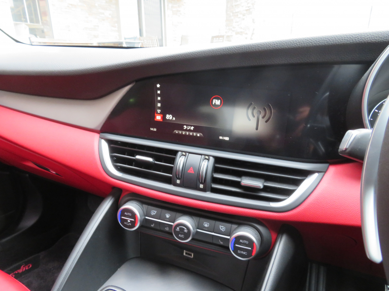 アルファロメオ&nbsp;ジュリア&nbsp;ヴェローチェ