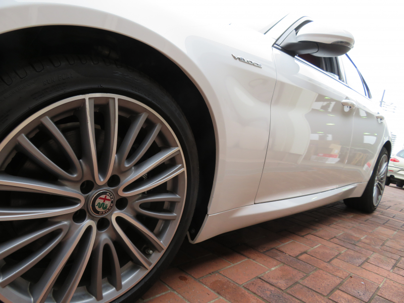 アルファロメオ&nbsp;ジュリア&nbsp;ヴェローチェ