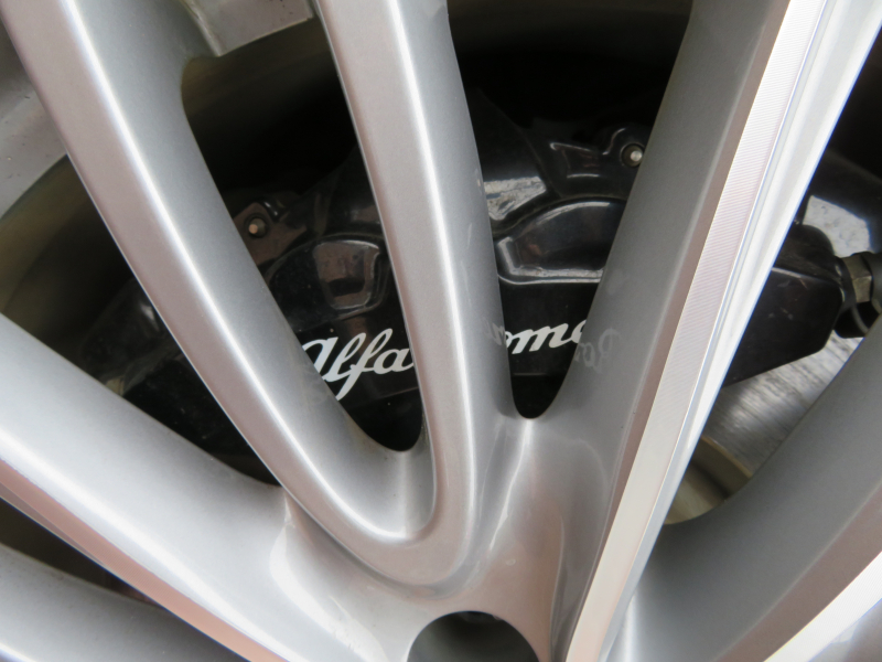 アルファロメオ&nbsp;ジュリア&nbsp;ヴェローチェ