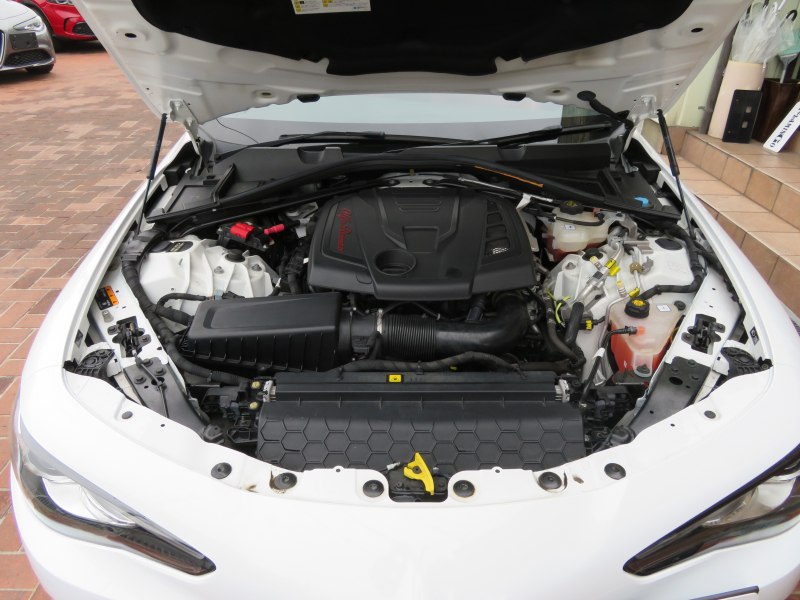 アルファロメオ&nbsp;ジュリア&nbsp;ヴェローチェ