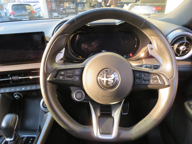 アルファロメオ&nbsp;その他&nbsp;トナーレ　ヴェローチェ