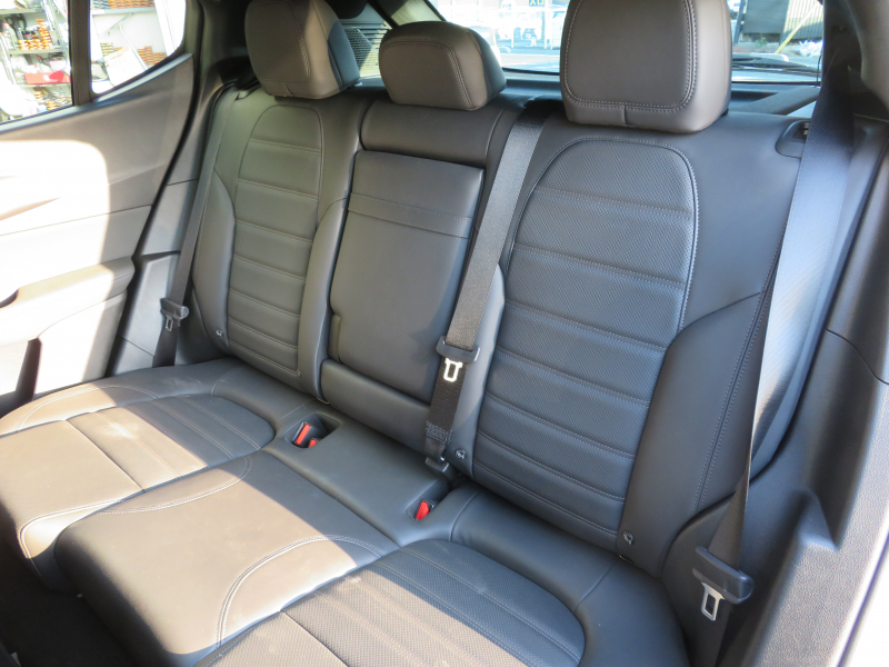 アルファロメオ&nbsp;その他&nbsp;トナーレ　ヴェローチェ