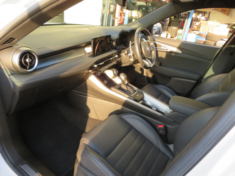 アルファロメオ&nbsp;その他&nbsp;トナーレ　ヴェローチェ