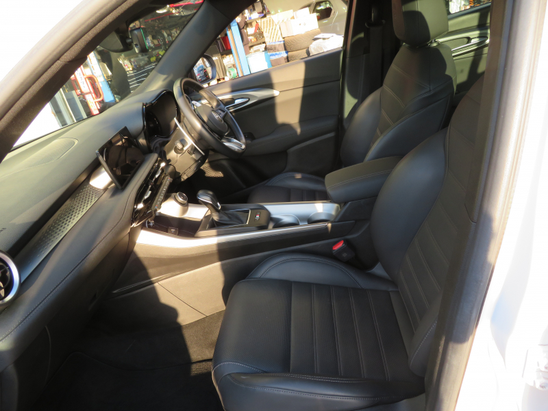 アルファロメオ&nbsp;その他&nbsp;トナーレ　ヴェローチェ