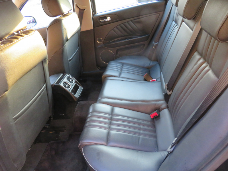 アルファロメオ&nbsp;159&nbsp;2.2セレスピード　プログレッション