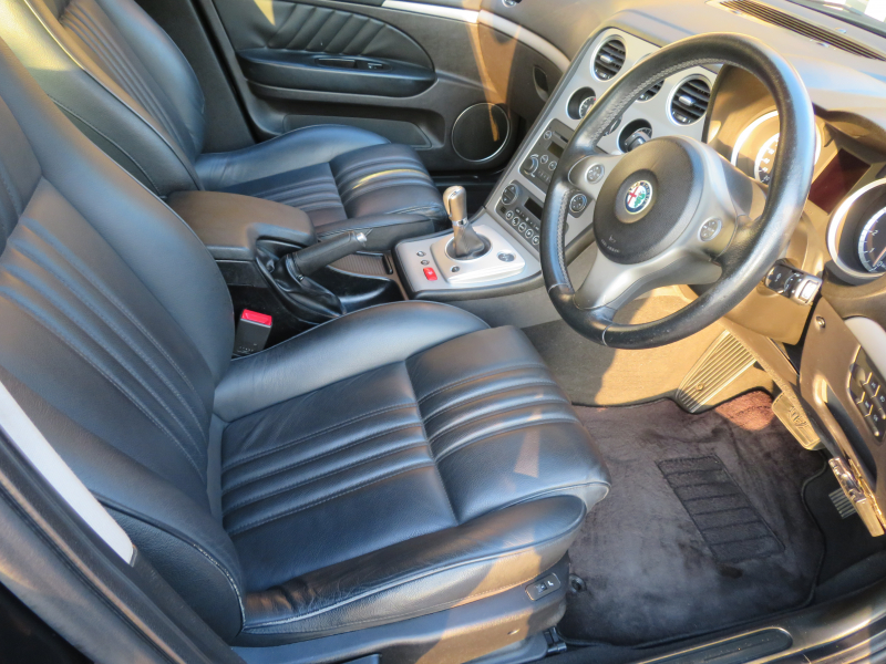 アルファロメオ&nbsp;159&nbsp;2.2セレスピード　プログレッション