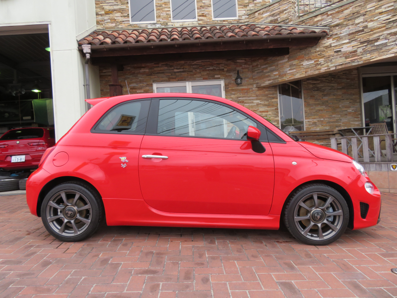 アバルト&nbsp;595&nbsp;ベースグレード