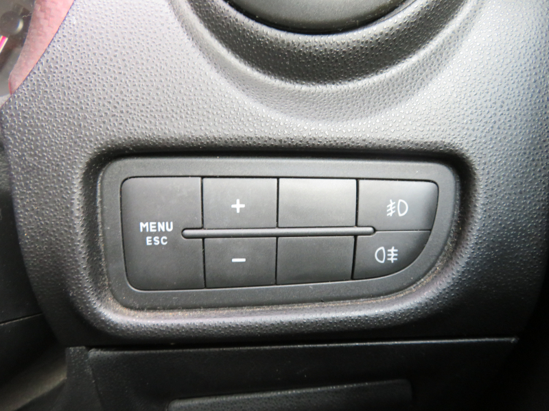 アルファロメオ&nbsp;MiTo&nbsp;1.4スポーツ右MT