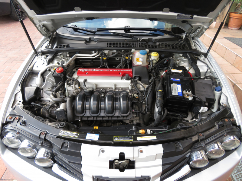 アルファロメオ&nbsp;159&nbsp;2.2JTS　左ハンドル　MT車