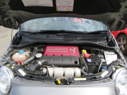 アバルト 595 ツーリズモ右AT