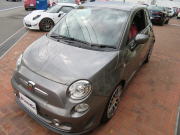 アバルト 595 ツーリズモ右AT