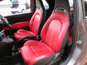 アバルト 595 ツーリズモ右AT