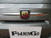 アバルト 595 ツーリズモ右AT