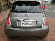 アバルト 595 ツーリズモ右AT