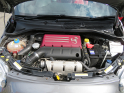 アバルト 595 ツーリズモ右AT