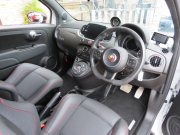 アバルト 695 コンペティツィオーネ右AT