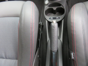 アバルト 695 コンペティツィオーネ右AT