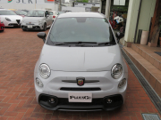 アバルト 695 コンペティツィオーネ右AT