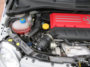 アバルト 695 コンペティツィオーネ右AT