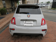 アバルト 695 コンペティツィオーネ右AT