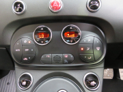 アバルト 695 コンペティツィオーネ右AT