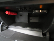 アバルト 695 コンペティツィオーネ右AT