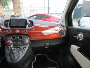 フィアット 500C リーヴァ