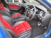 アウディ S4 3.0V6 4WD ｽｰﾊﾟｰﾁｬｰｼﾞｬｰ