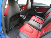 アウディ S4 3.0V6 4WD ｽｰﾊﾟｰﾁｬｰｼﾞｬｰ