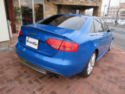 アウディ S4 3.0V6 4WD ｽｰﾊﾟｰﾁｬｰｼﾞｬｰ